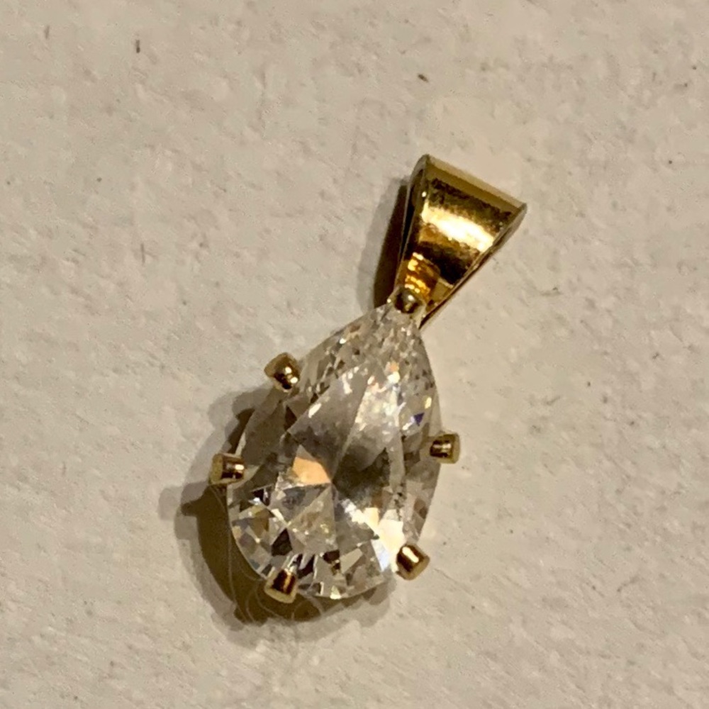 2-3 carat teardrop cz pendant with six prongs.